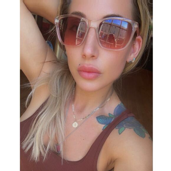 Michael Kors Tessa M2904S 639 Red Clear Wayfarer Gradient Pink Sunglasses Case - Picture 5 of 15